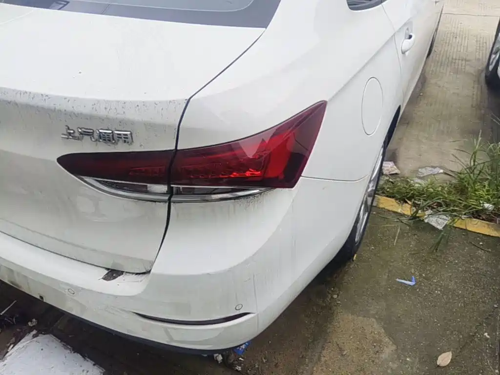 Buick Excelle — миниатюра 8