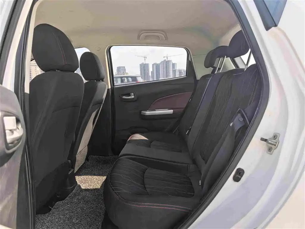 Changan EV — миниатюра 9