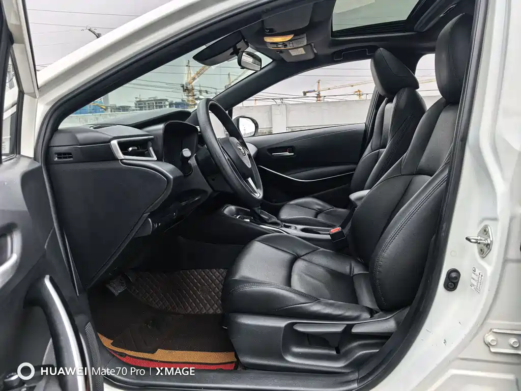 Toyota Corolla Levin 2019 1.8H E-CVT Luxury V