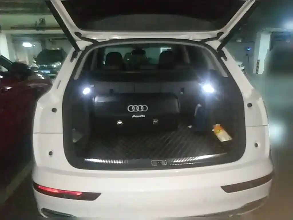 Audi Q5L — миниатюра 10