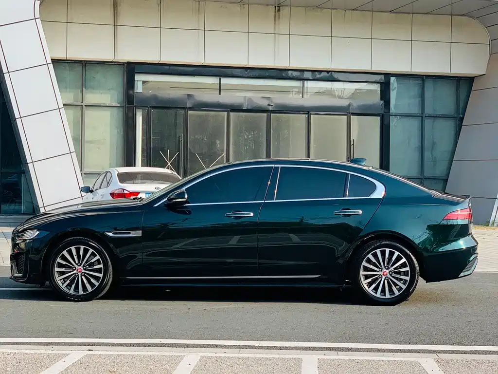 Jaguar XEL — миниатюра 7