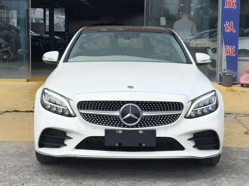 Mercedes-Benz C-Class 2019