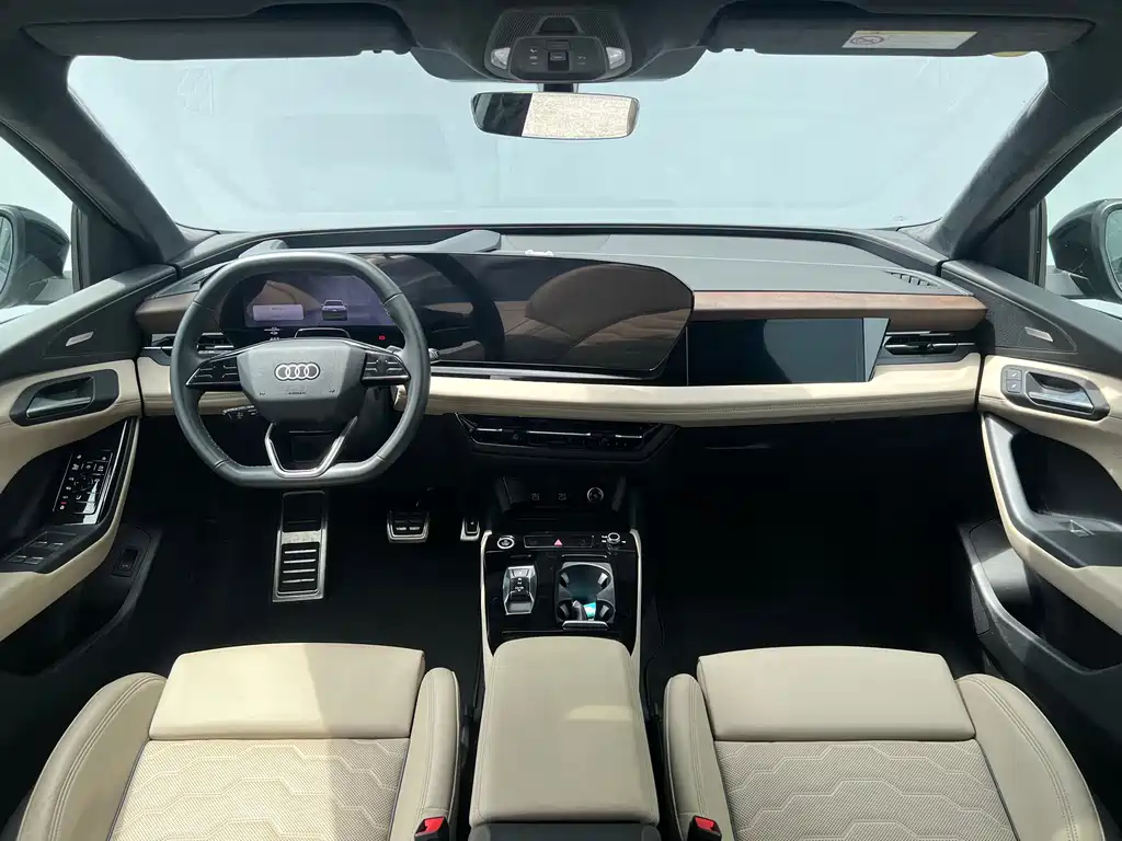 Audi Q6L e-tron