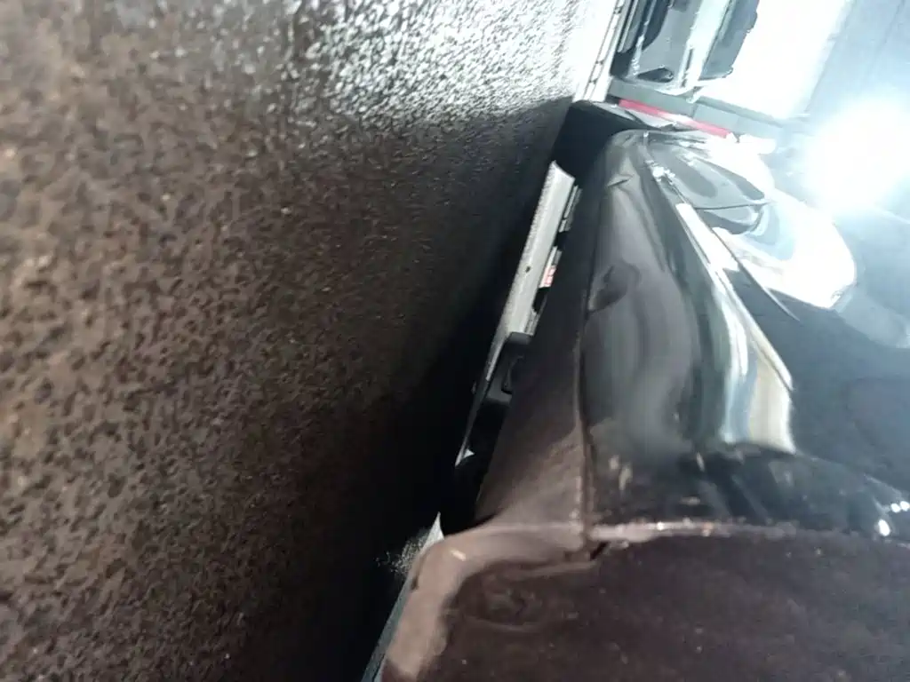 Tesla Model 3 — миниатюра 22