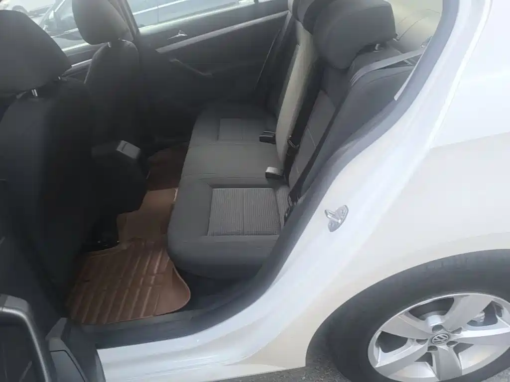 Volkswagen Lavida — миниатюра 17