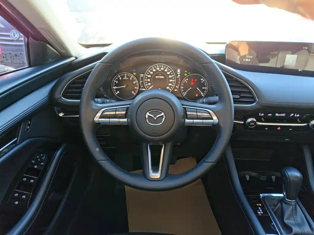 Mazda 3 Axela — миниатюра 11