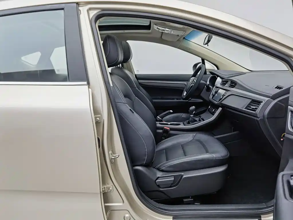 Geely Emgrand GS — миниатюра 23