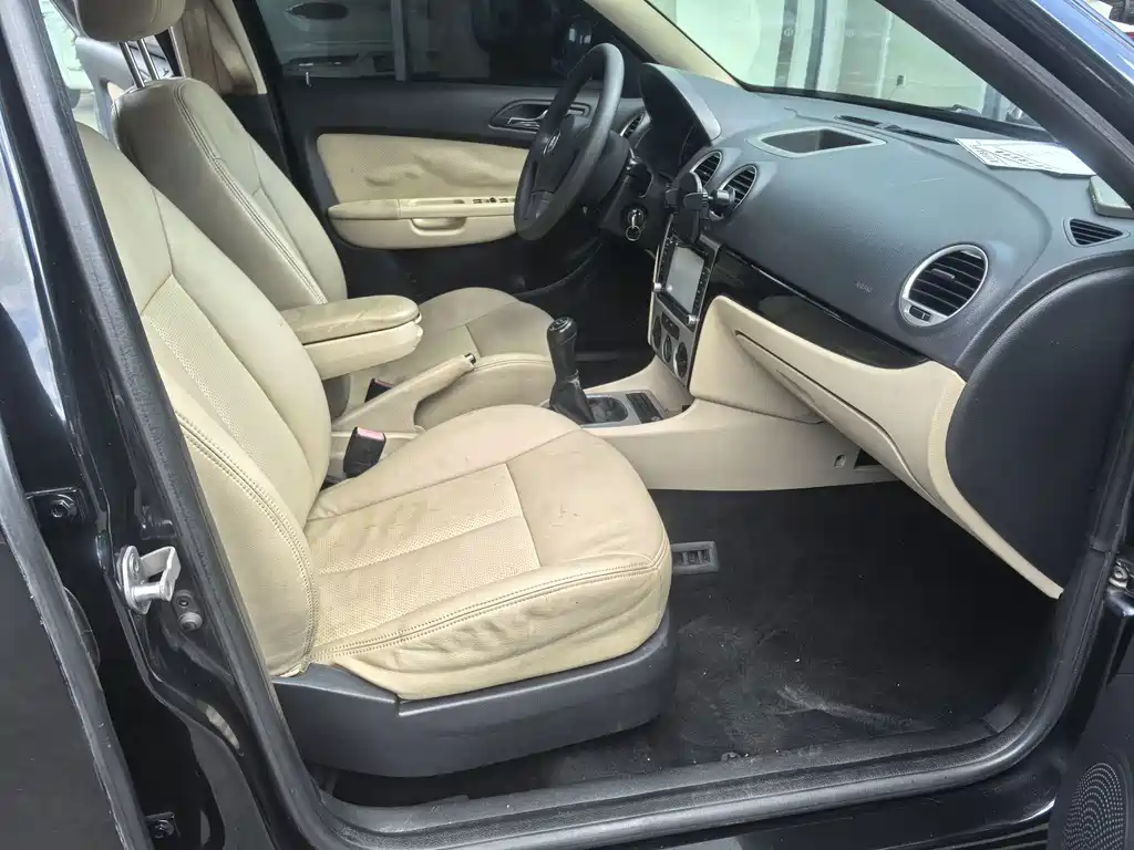 Volkswagen Lavida — миниатюра 6