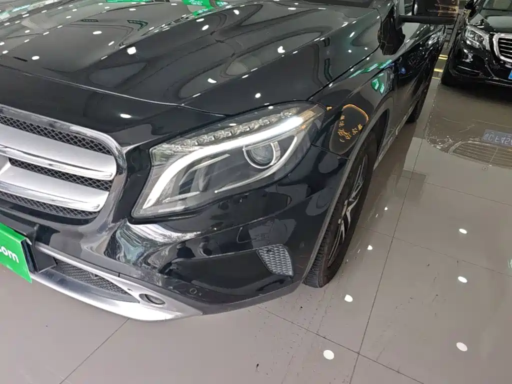 Mercedes-Benz GLA — миниатюра 24