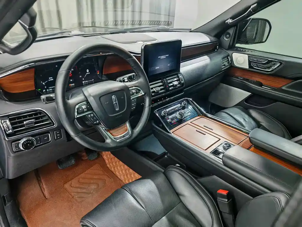 Lincoln Navigator 2018 3.5T V