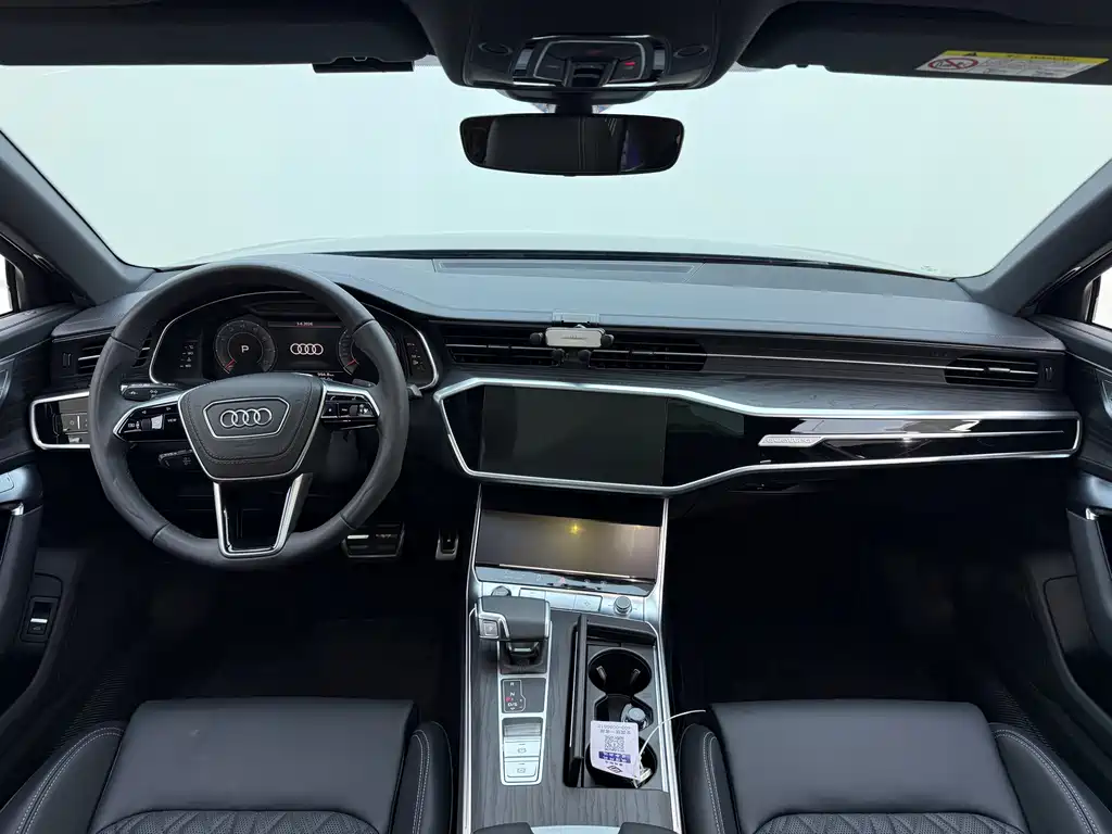 Audi A6L 2026 45 TFSI quattro