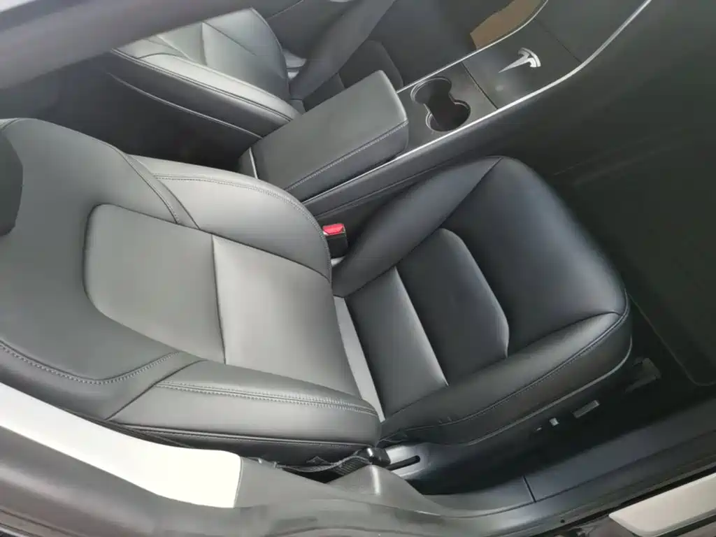 Tesla Model 3 — миниатюра 25