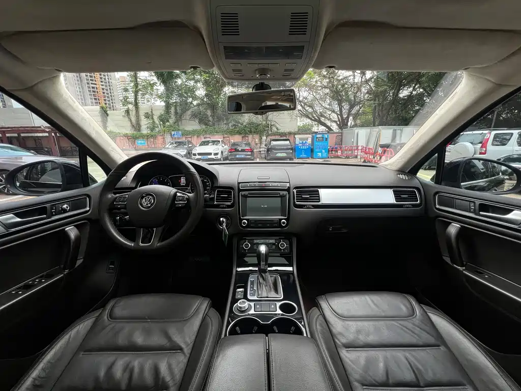Volkswagen Touareg 2016 3.0TSI