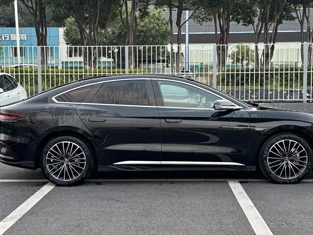 BYD Han — миниатюра 4