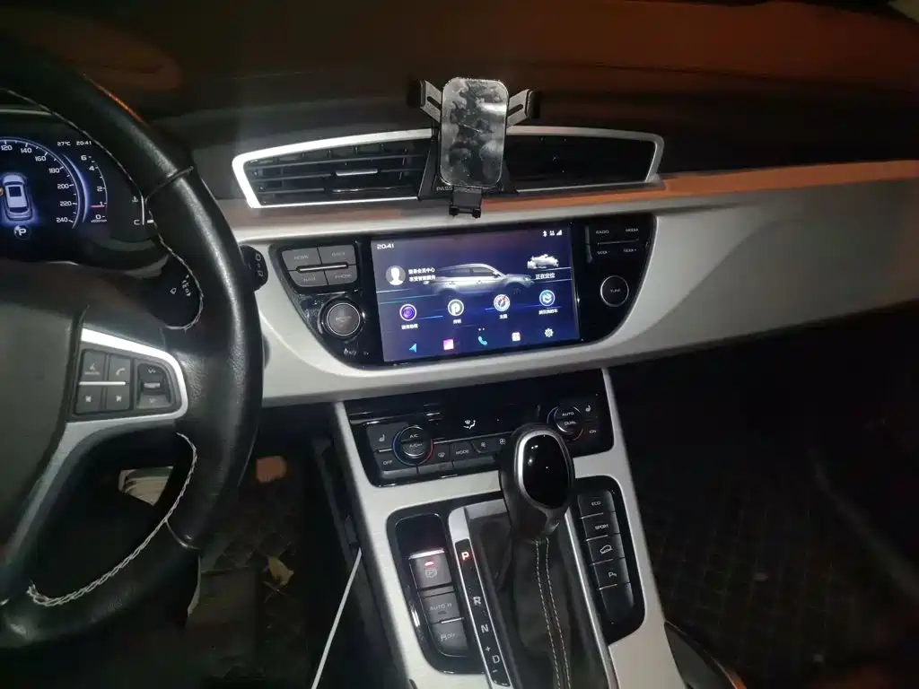 Geely Boyue — миниатюра 6