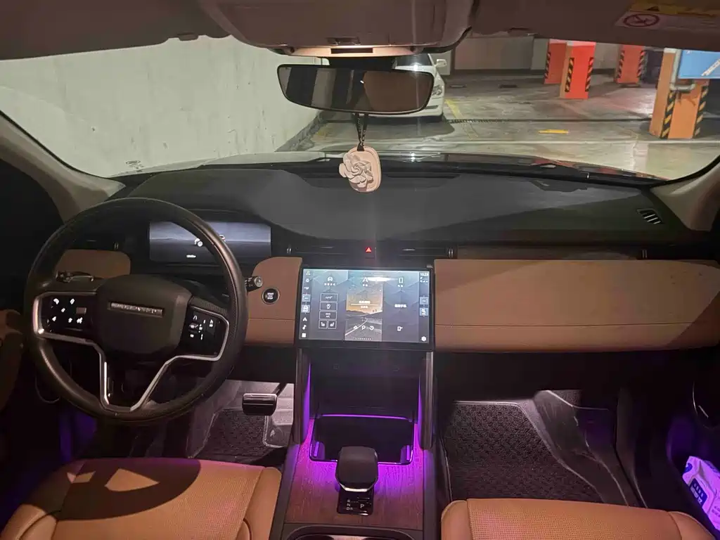 Land Rover Discovery Sport — миниатюра 8