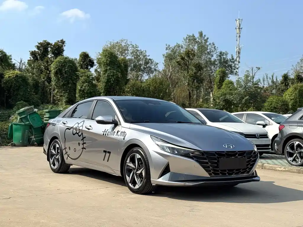 Hyundai Elantra — миниатюра 3