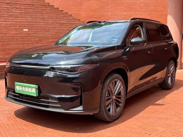 2025 Leapmotor C16