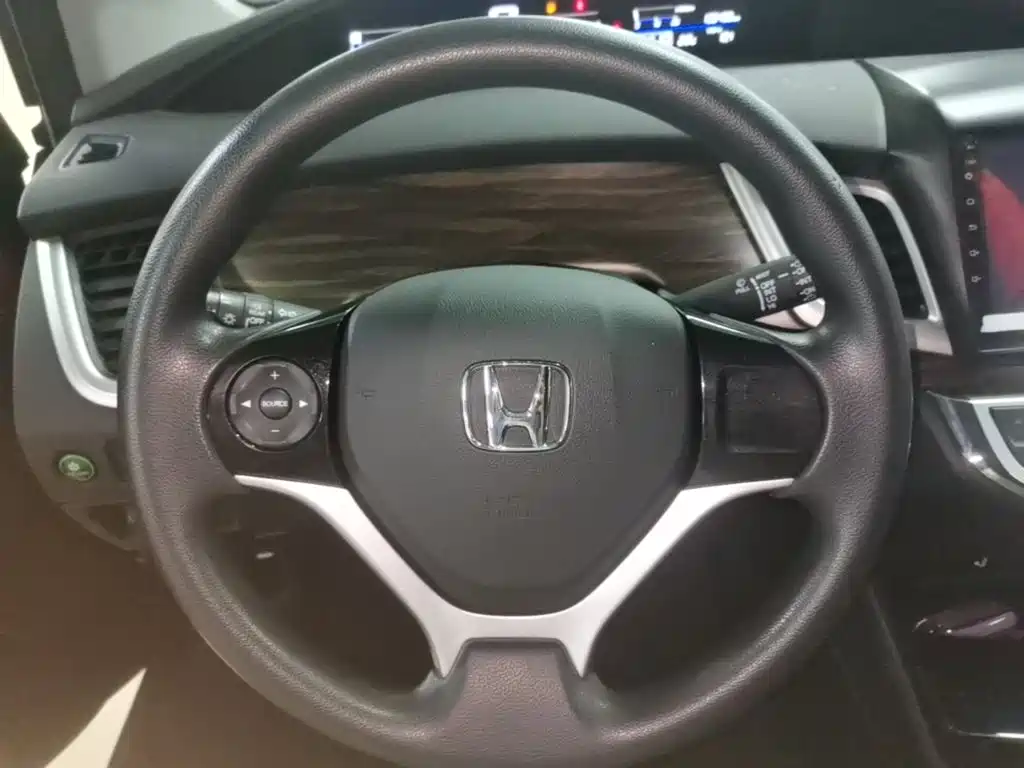 Honda Jade — миниатюра 11