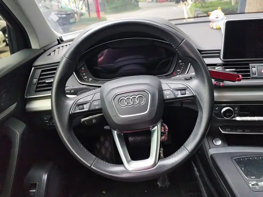 Audi Q5L — миниатюра 15