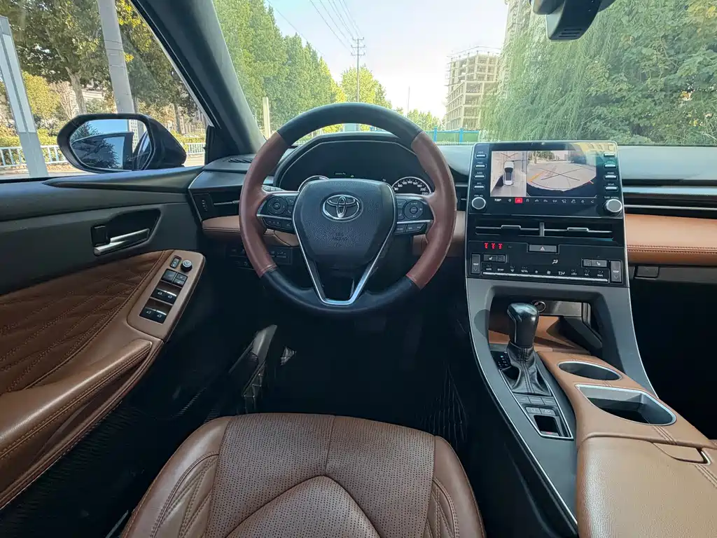 Toyota Avalon — миниатюра 10