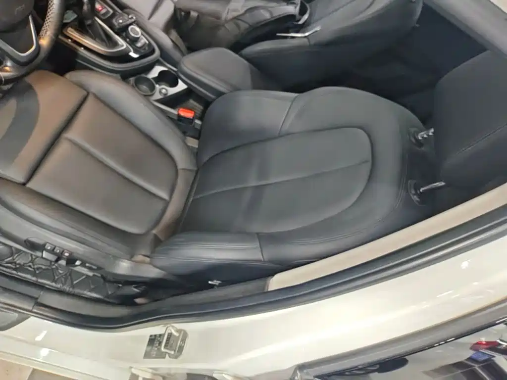 BMW 2 Series Active Tourer (Import) — миниатюра 15