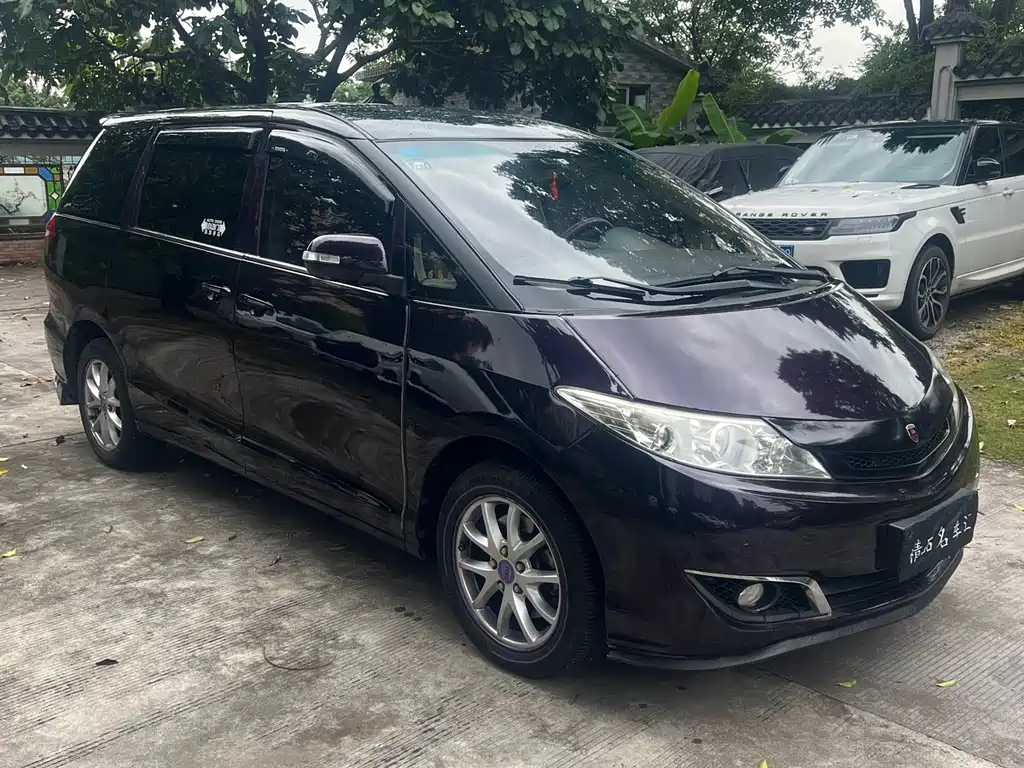 BYD M6 2015 2.4L AT Luxury