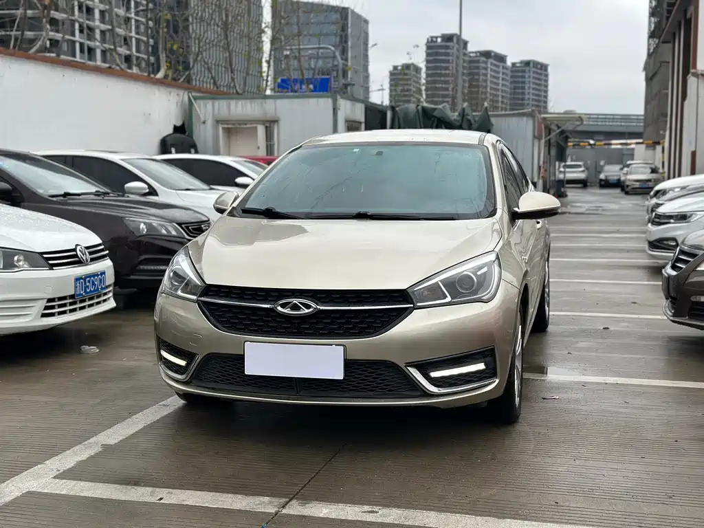 CHERY ARRIZO 5