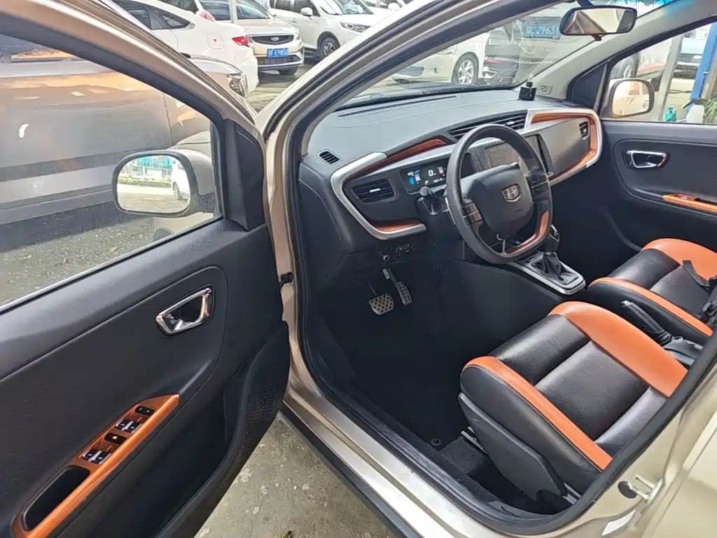 Geely Vision X1 — миниатюра 16