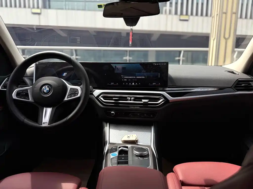BMW i3 2024 eDrive 40 L