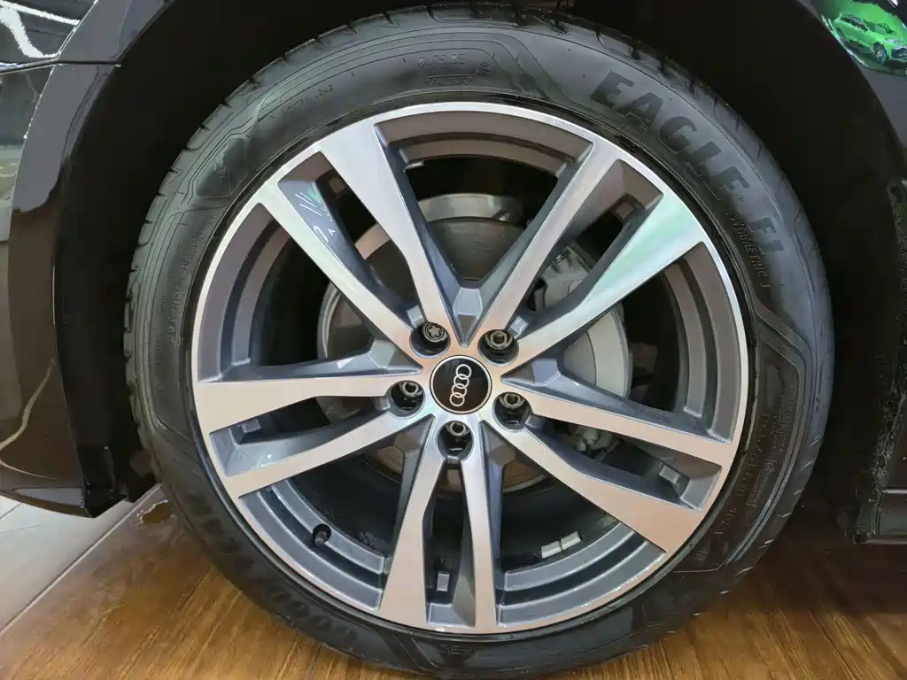 Audi A6L — миниатюра 9