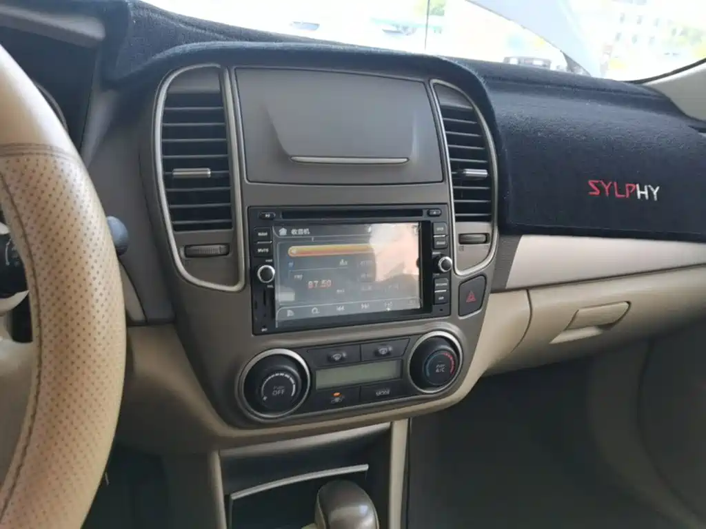 Nissan Sylphy — миниатюра 13