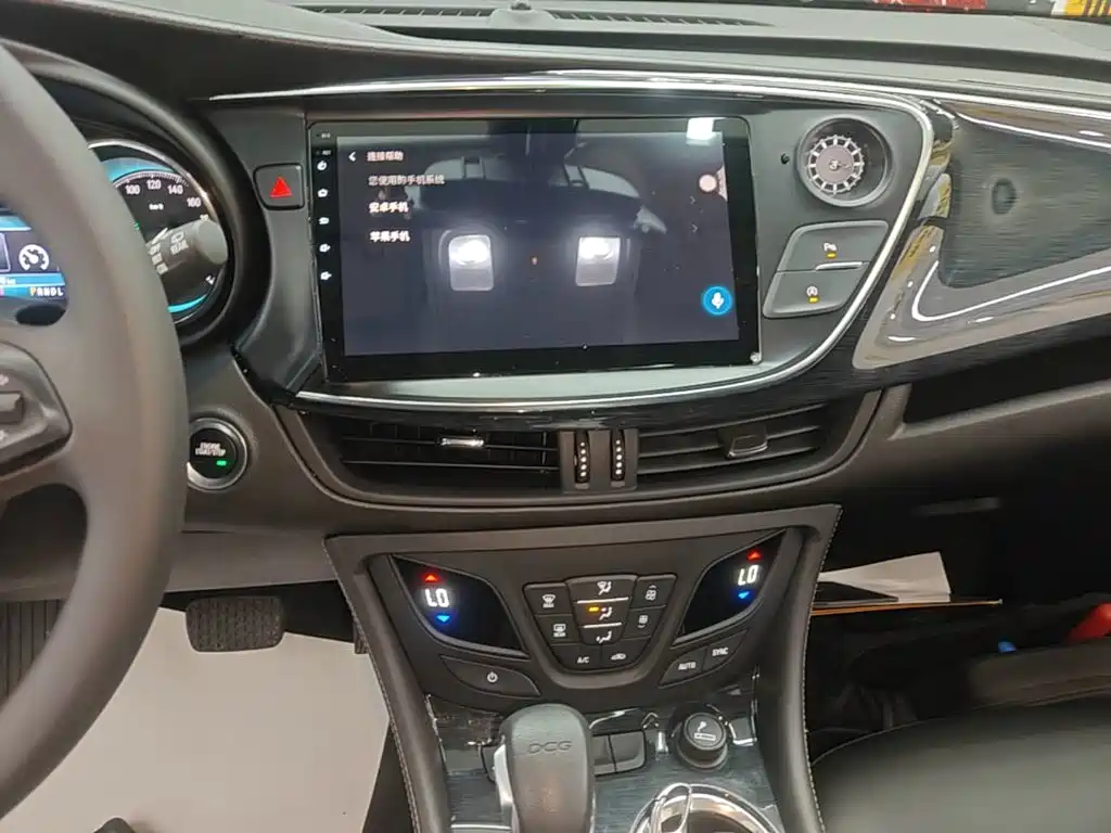 Buick Envision Plus — миниатюра 13