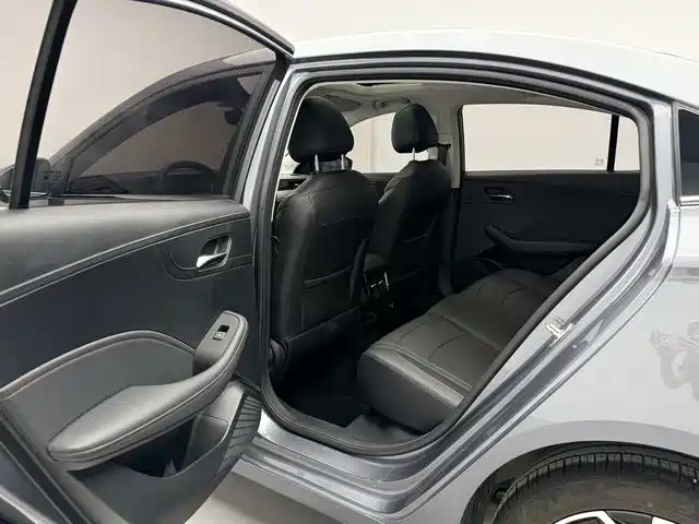 Roewe i5 — миниатюра 14