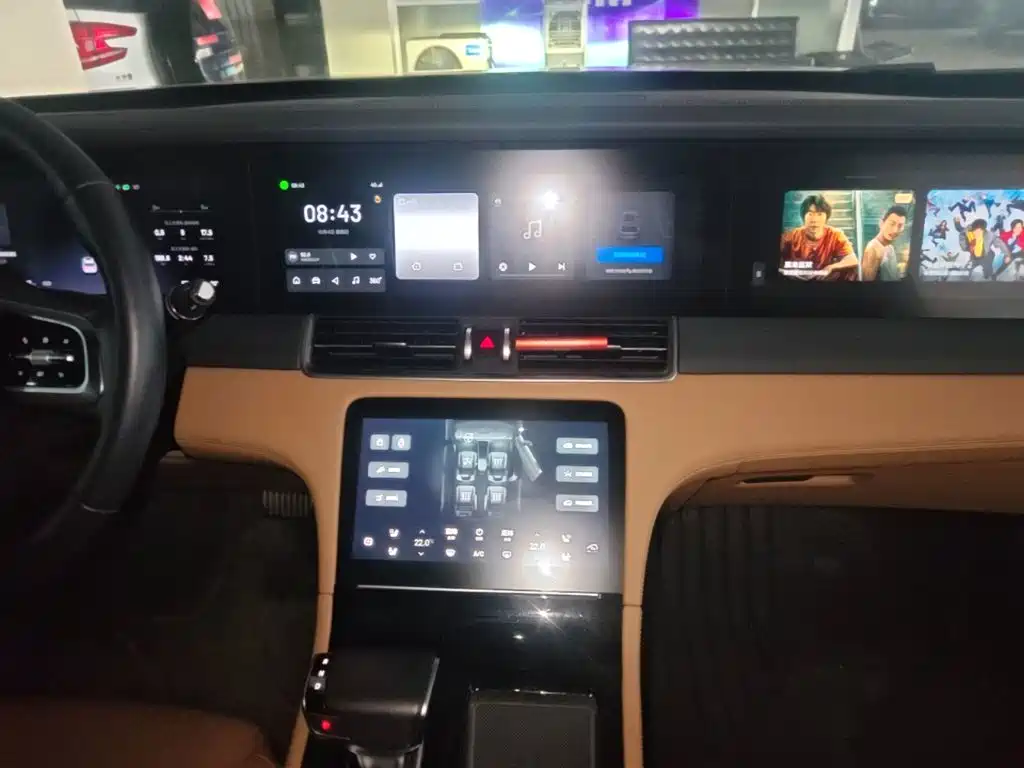 Li Auto Li ONE — миниатюра 13