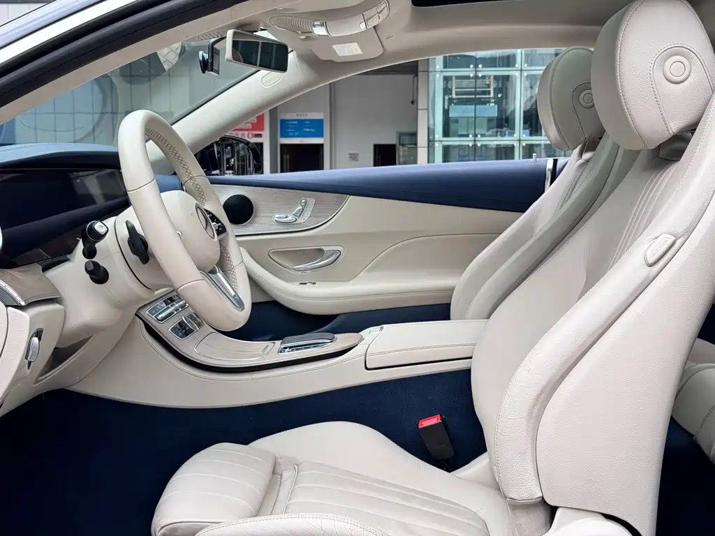 Mercedes-Benz E-Class (Import) — миниатюра 8