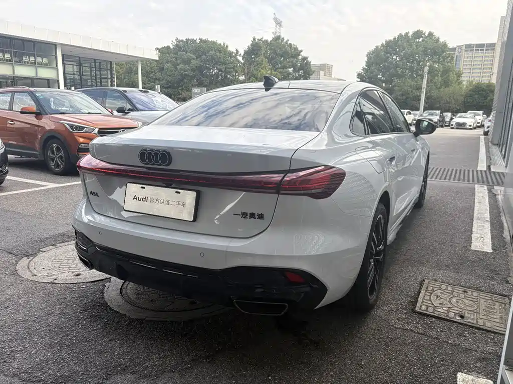 Audi A5L — миниатюра 7