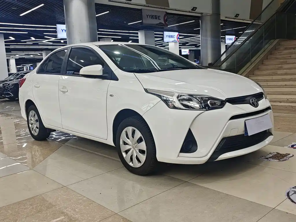 TOYOTA YARIS L TO ENJOY
