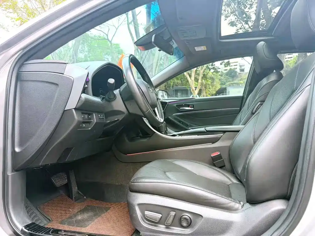 Toyota Avalon — миниатюра 7
