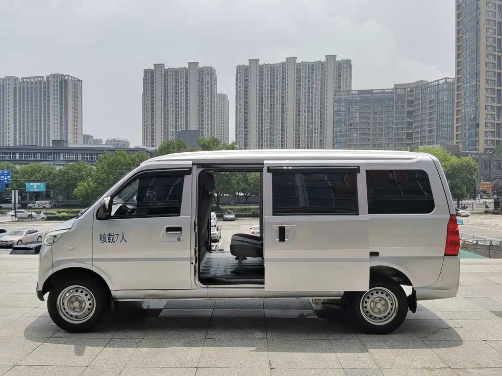Lingshi 予风EV50 — миниатюра 18