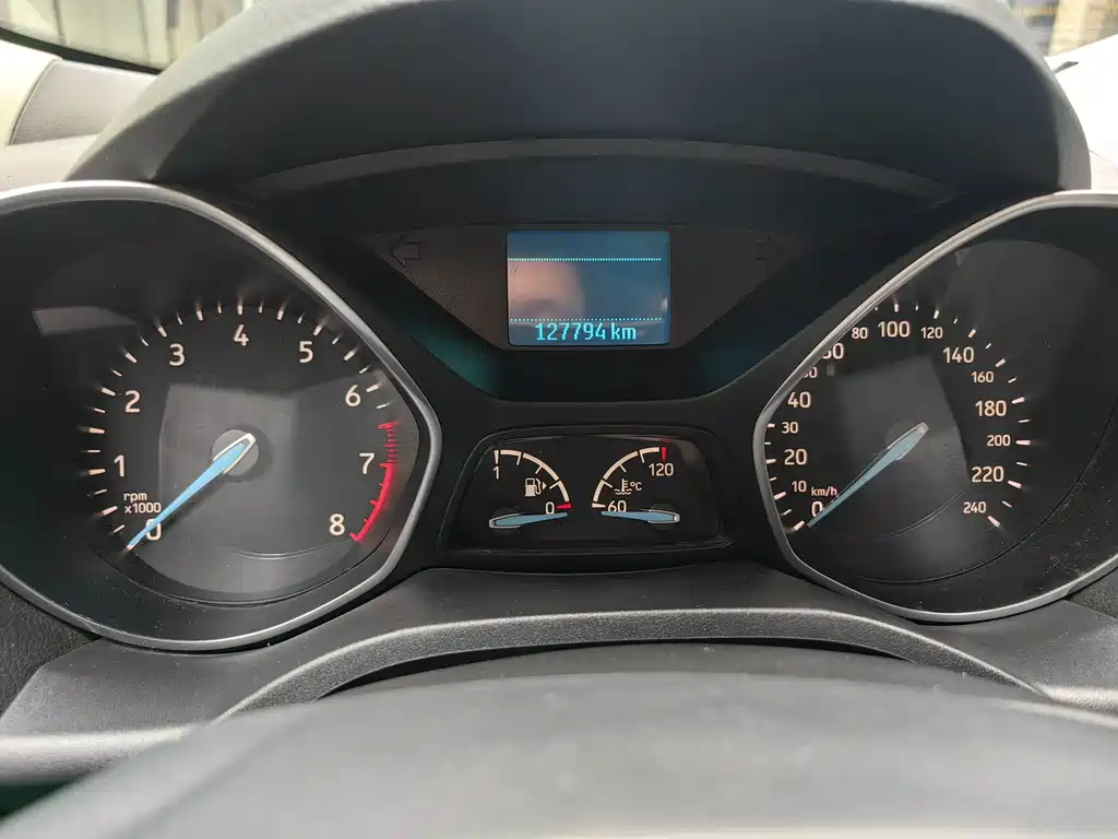 Ford Kuga — миниатюра 12