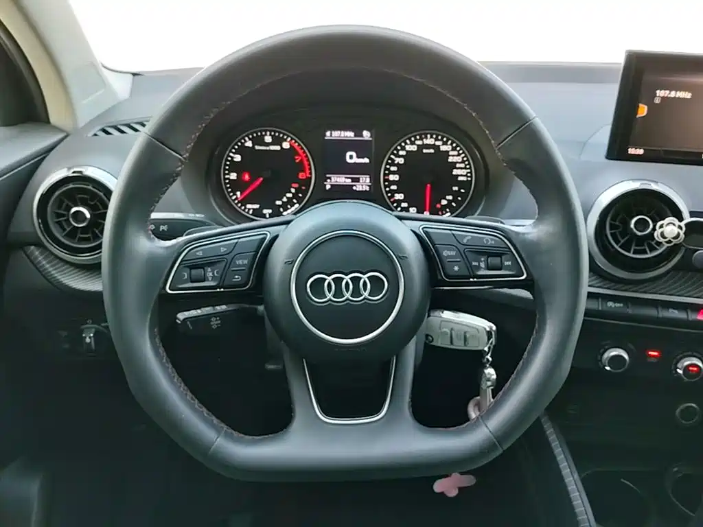 Audi Q2L — миниатюра 11