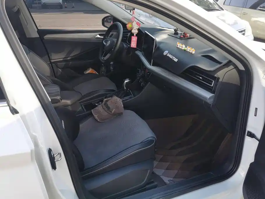 Volkswagen Sagitar — миниатюра 8