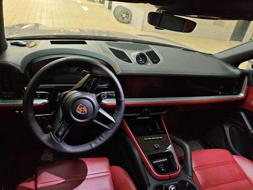 PORSCHE CAYENNE NEW ENERGY