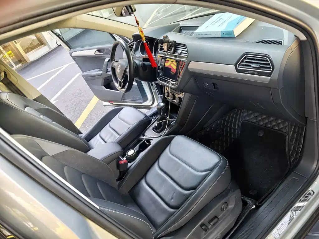 Volkswagen Tiguan L — миниатюра 9