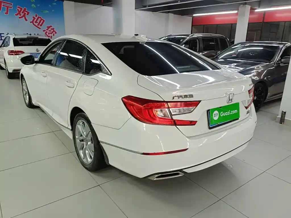 Honda Accord — миниатюра 5