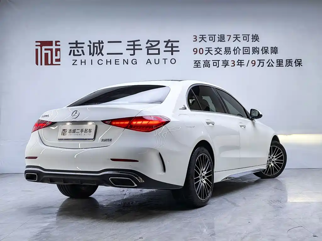 Mercedes-Benz C-Class — миниатюра 3