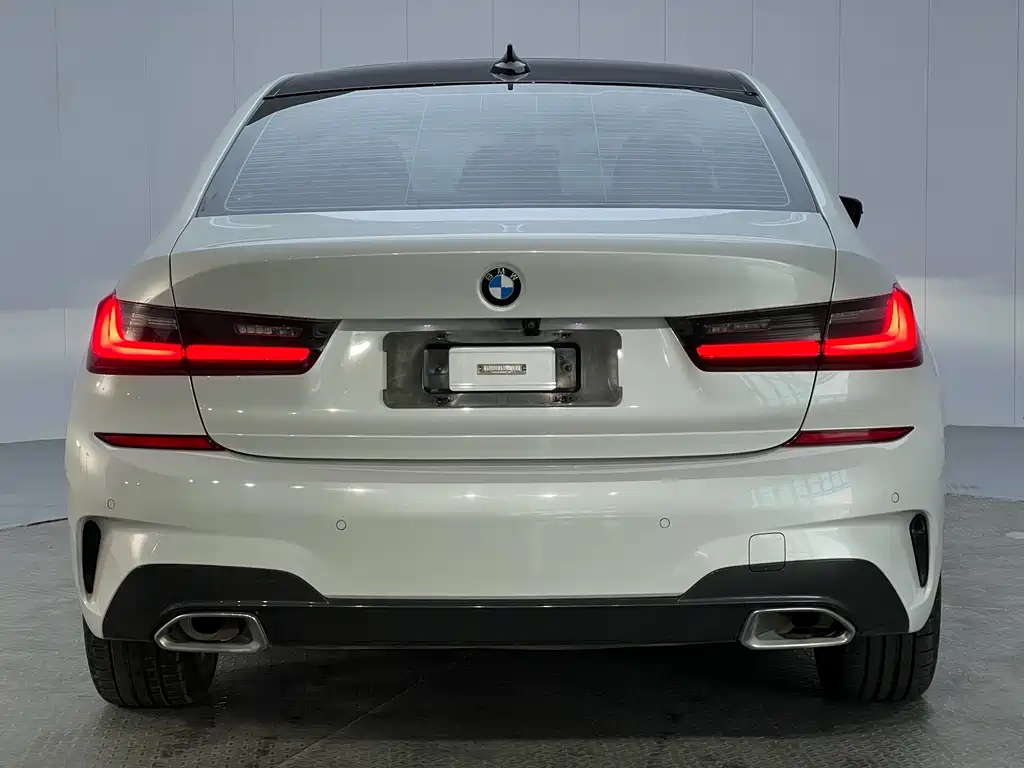 BMW 3 Series — миниатюра 23