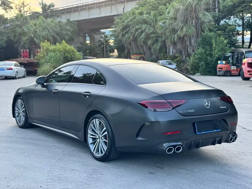 MERCEDES-BENZ CLS