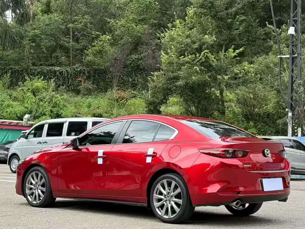 MAZDA 3 ANGKESAILA